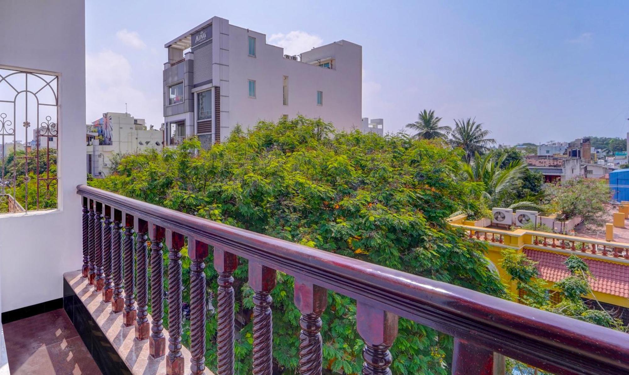 Itsy Hotels Prakasam Residency Пондичерри Экстерьер фото